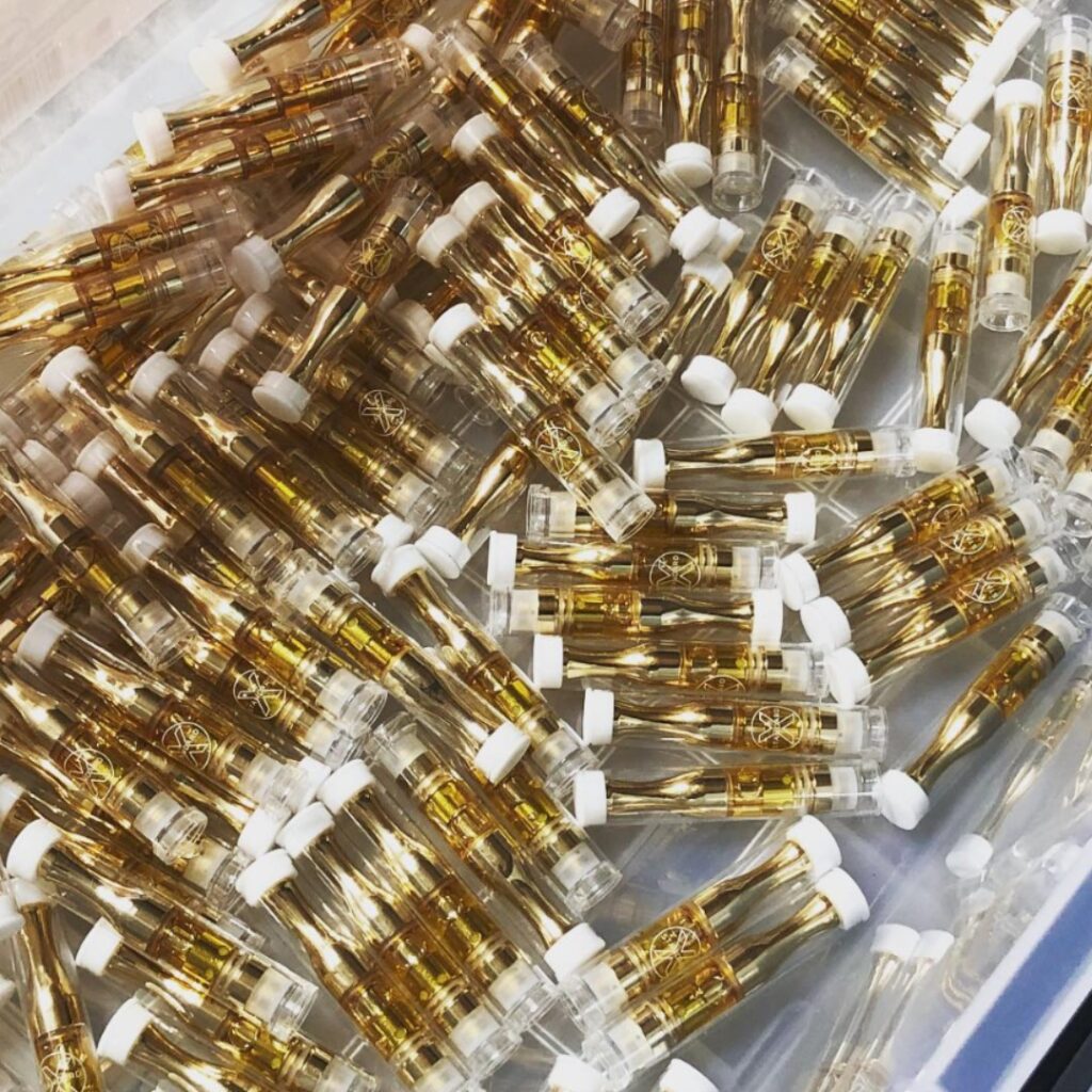 Standard All Gold Vape 1g Cartridges
